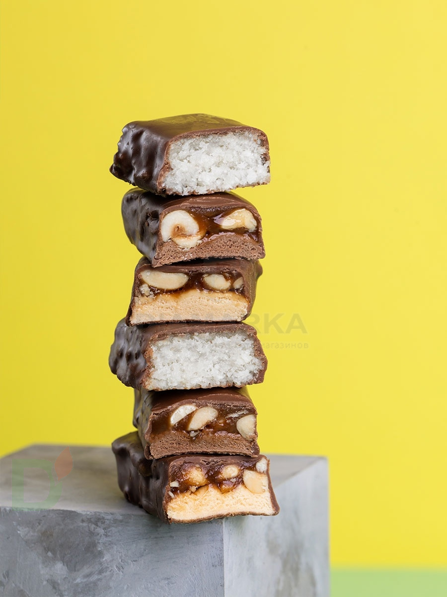 Батончик протеиновый FitnesShock Шоколадная карамель-фундук 50гр. в России